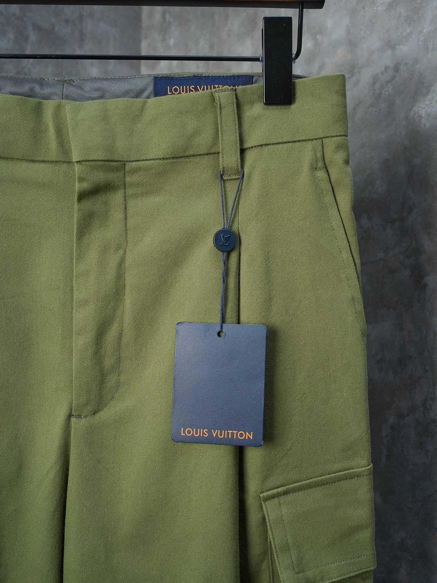 wg.luxury- 8V Nigo embroidery item:E-F431J2414